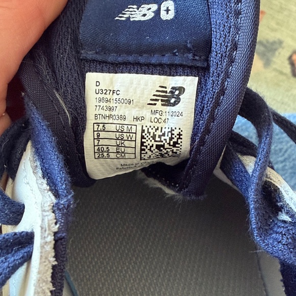 New Balance 327 FIGS - Picture 8 of 8